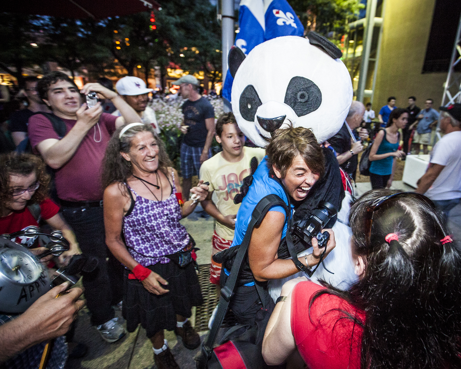 100e marche nocturne: un bébé Anarchopanda et le retour des casseroles