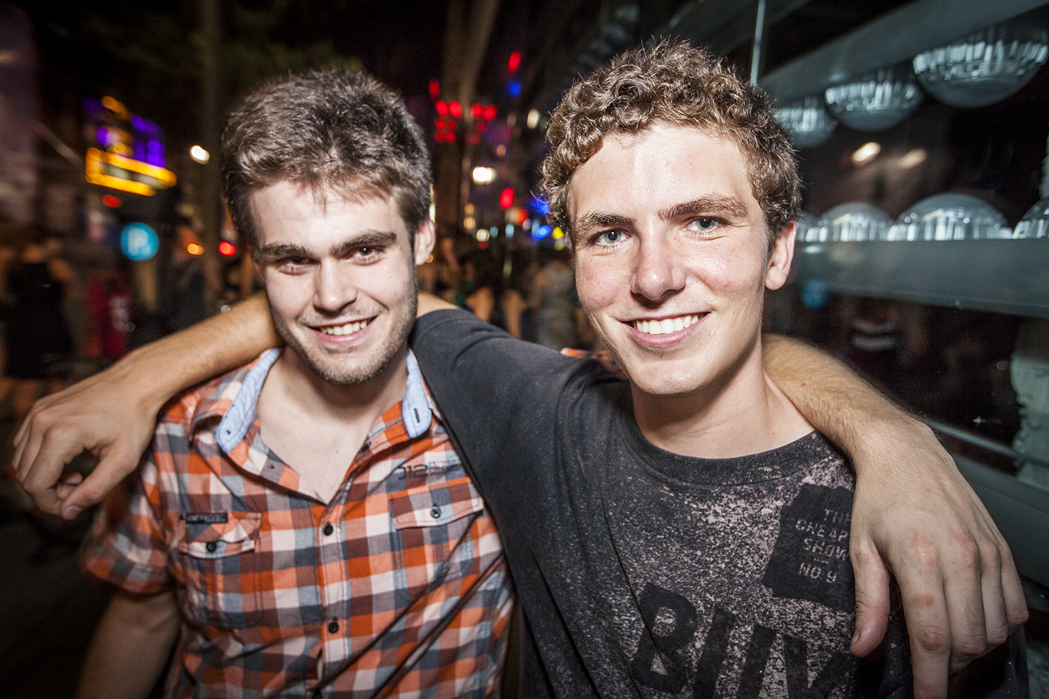 Bonobo a fait danser la SAT samedi: bras dans les airs et beaucoup de câlins!