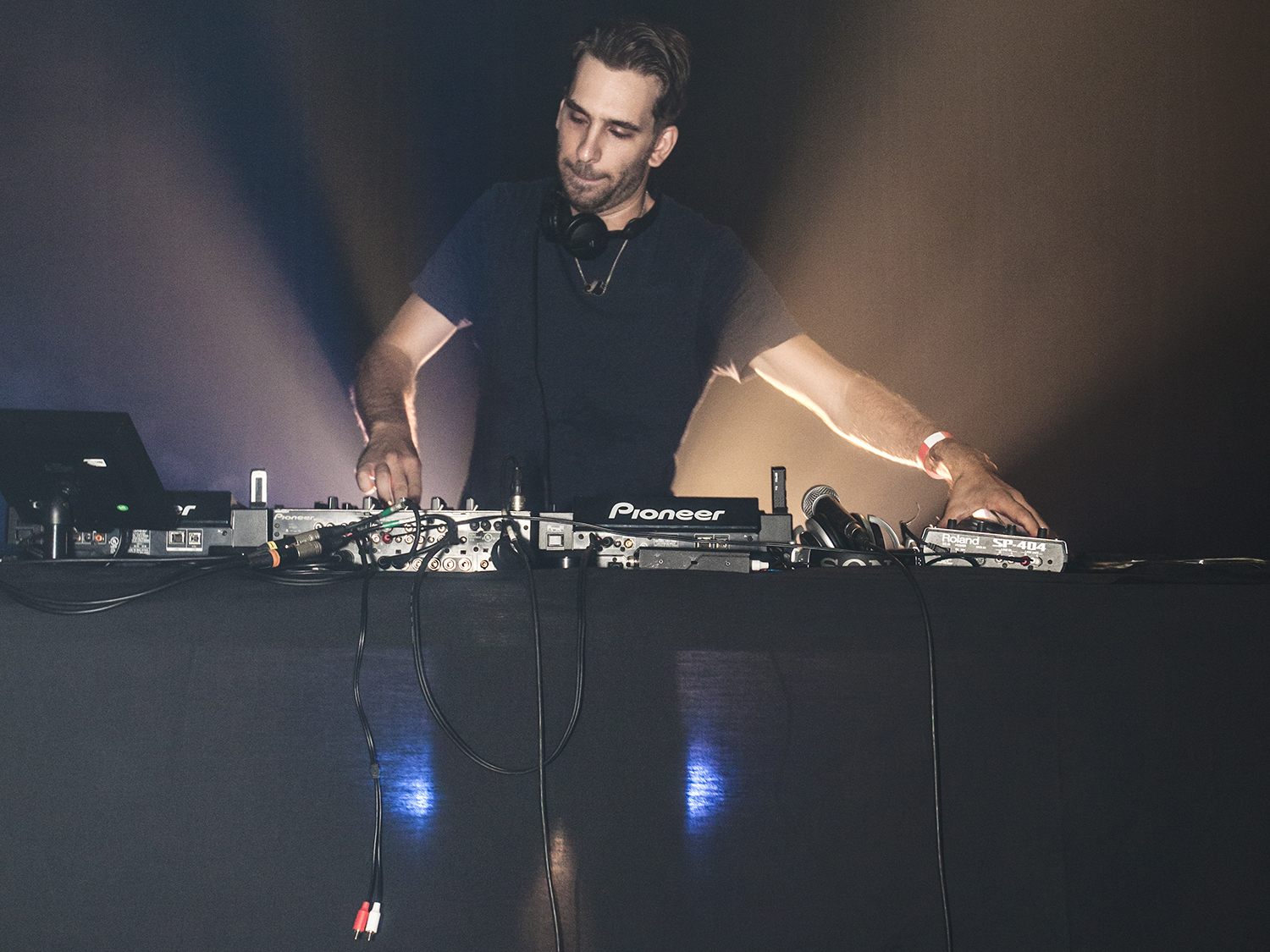 Bonobo a fait danser la SAT samedi: bras dans les airs et beaucoup de câlins!