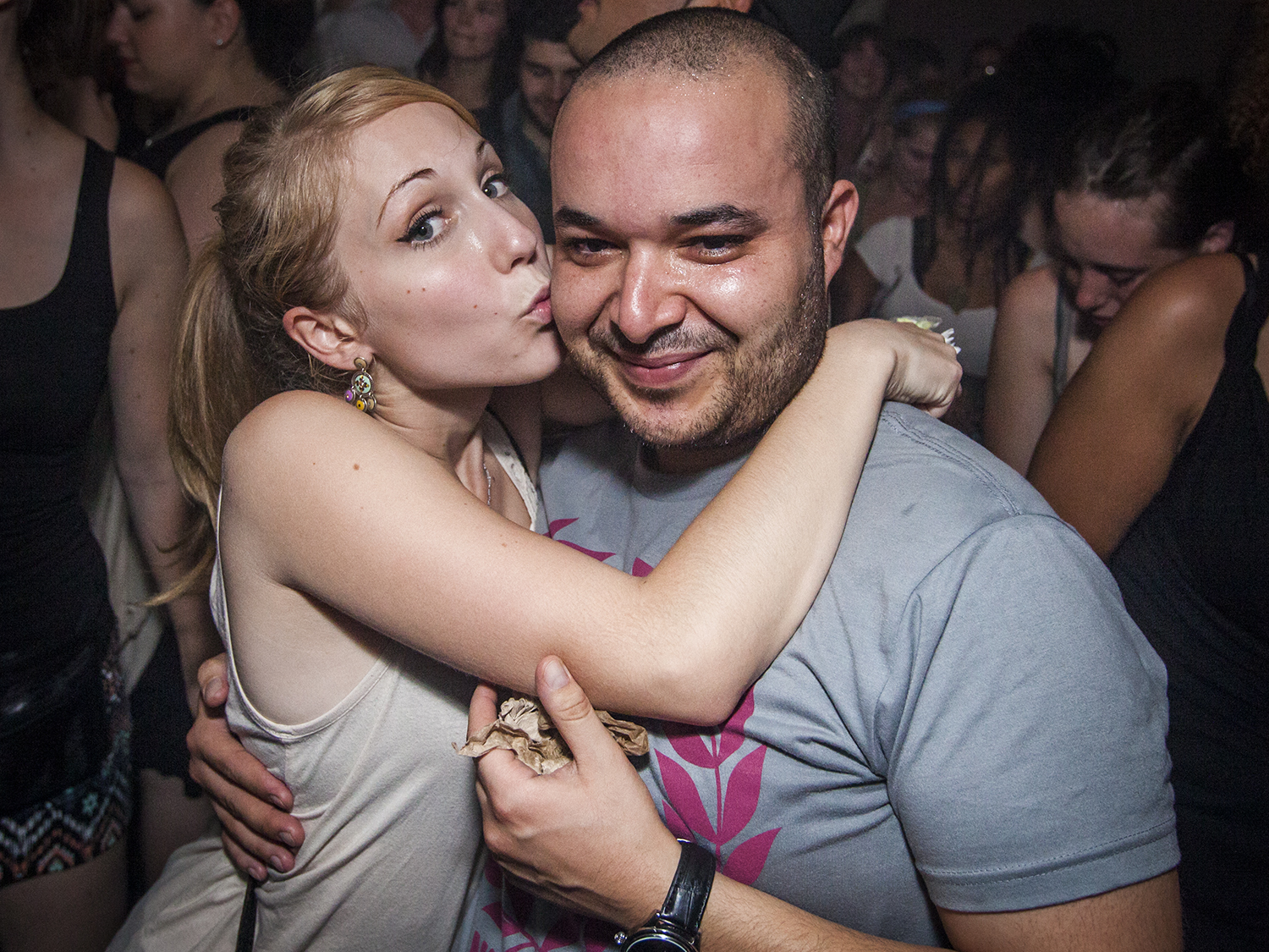 Bonobo a fait danser la SAT samedi: bras dans les airs et beaucoup de câlins!