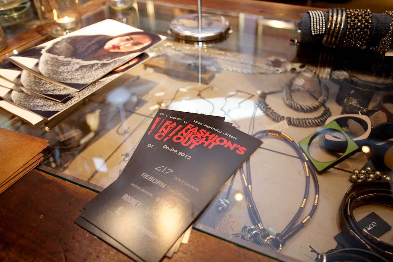Photos de l'événement Fashion's Night Out: aventure nocturne dans le Vieux-Montréal