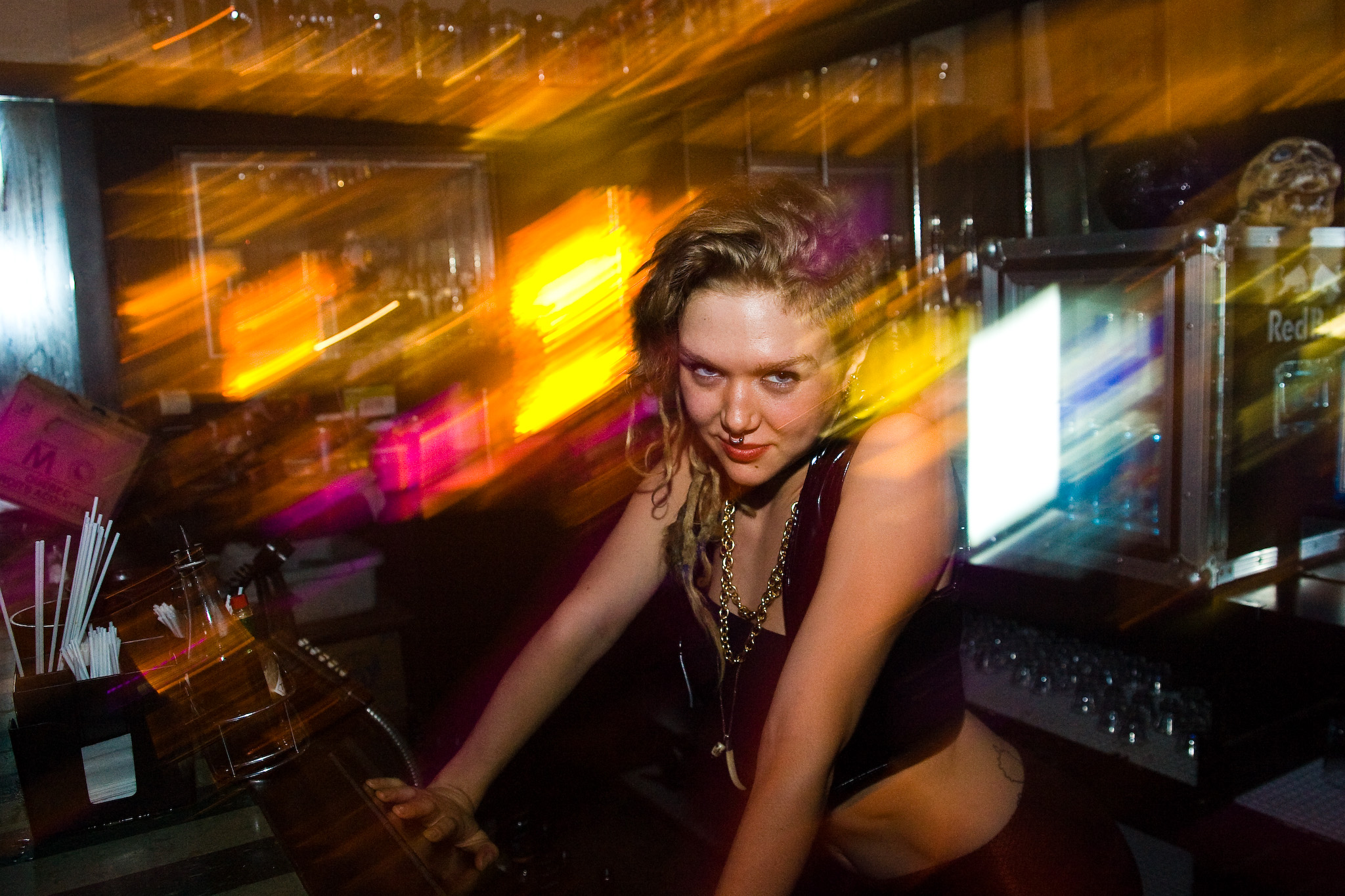 Photos des 2 ans de Kannibalen: on bouffe du gâteau ensanglanté