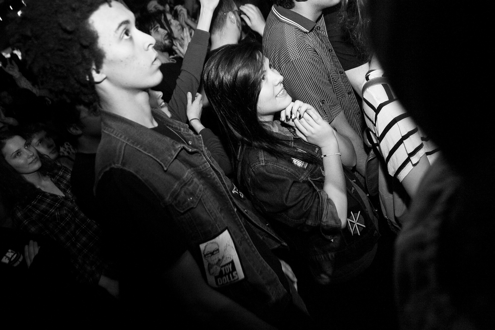 Ça body-surf en malade à Reel Big Fish au Corona