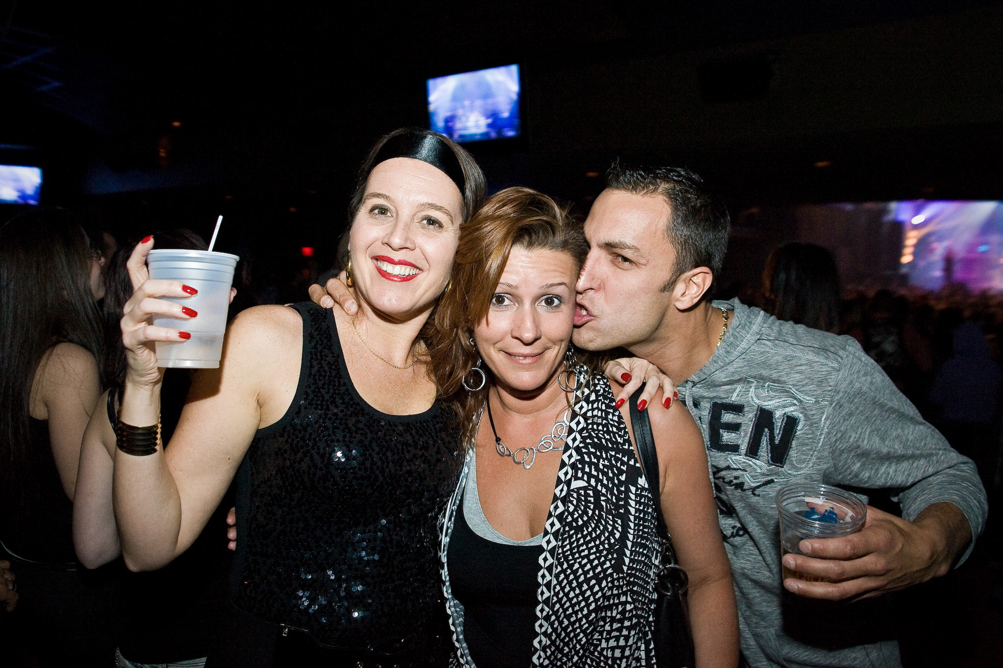 Le Party des Fêtes à Lapointe: quand Shirley et Cindy descendent en ville!