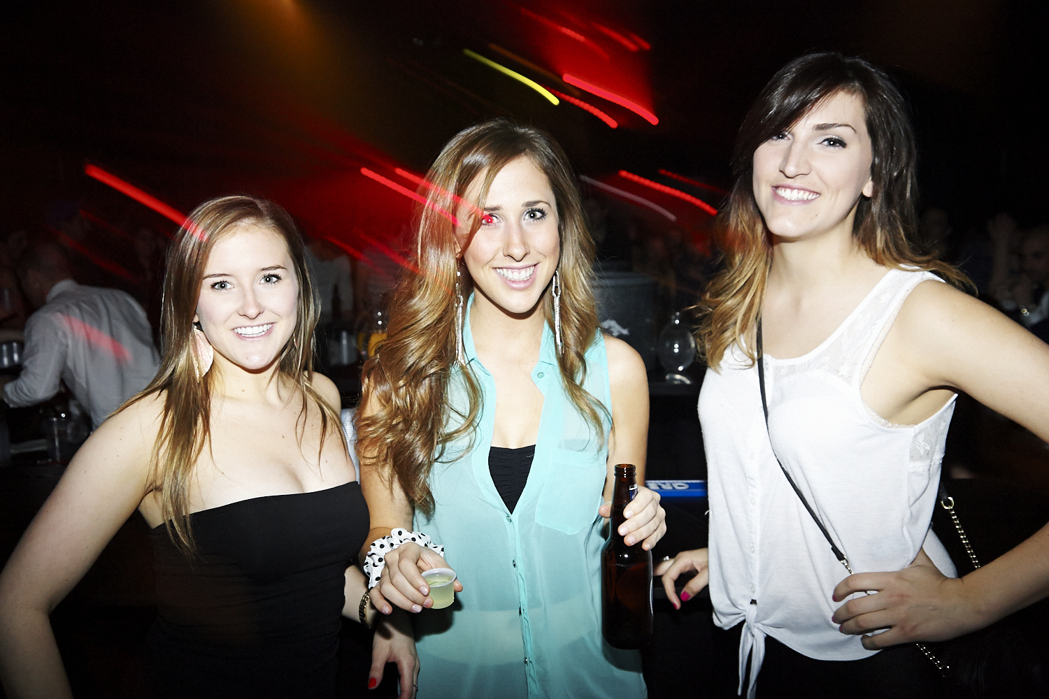 Les étudiants de l'UQAM fêtent la fin de leur session en grand!