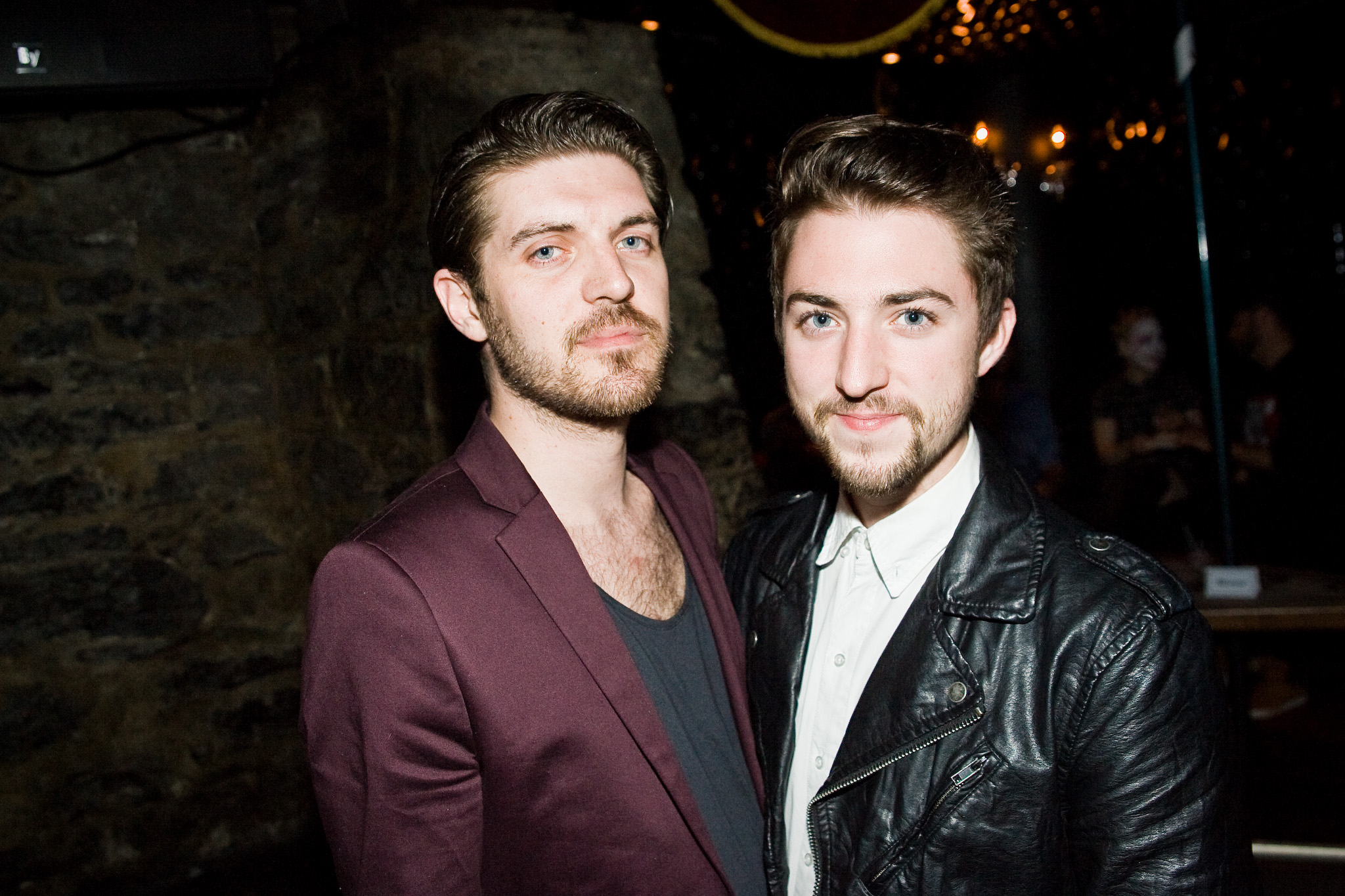 Speakeasy Burlesque à l'Abreuvoir donne une soirée coquine et torride