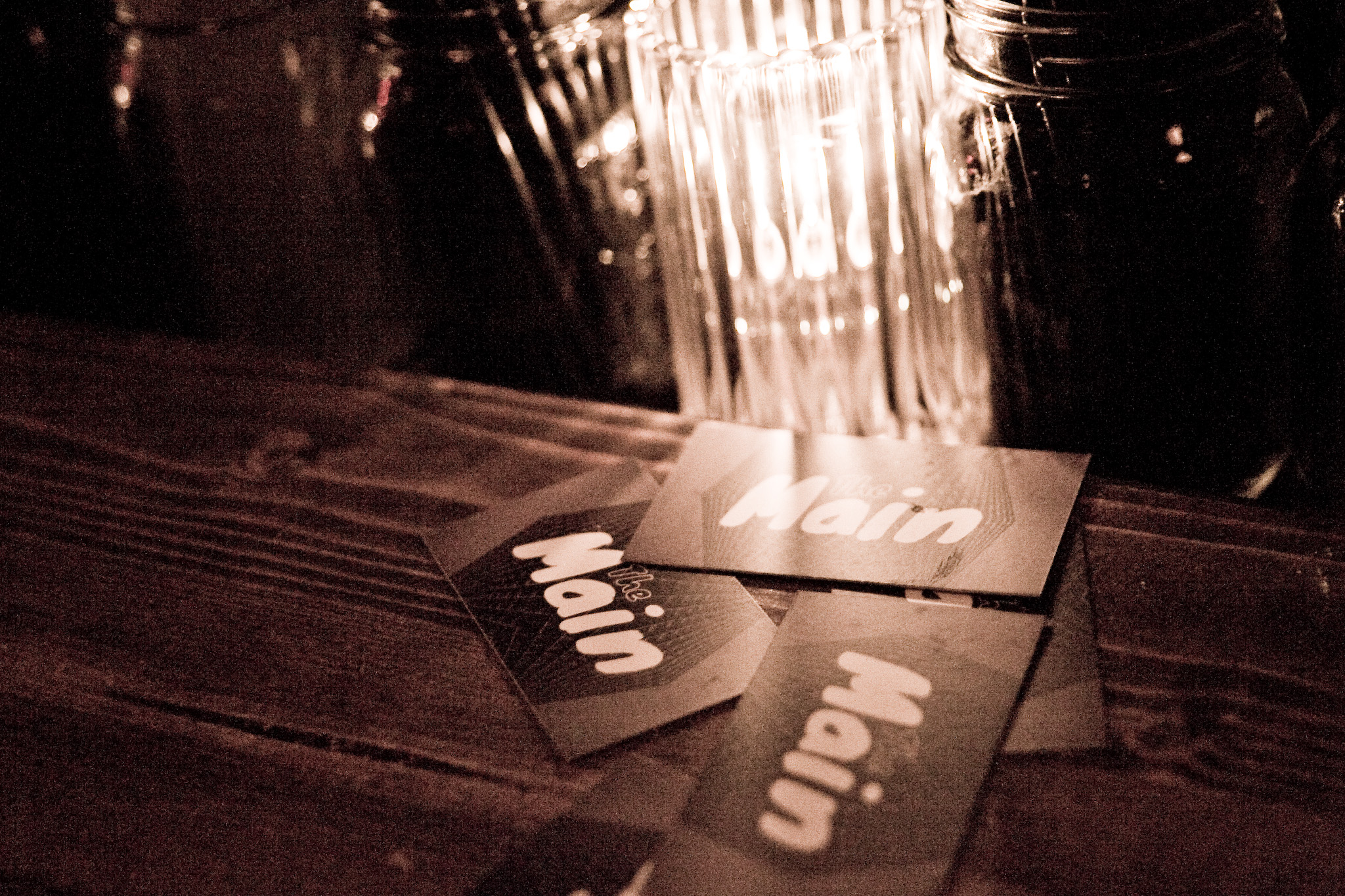 Huîtres et DJ à la Drinkerie pour le lancement de la nouvelle websérie The Main Eats Out