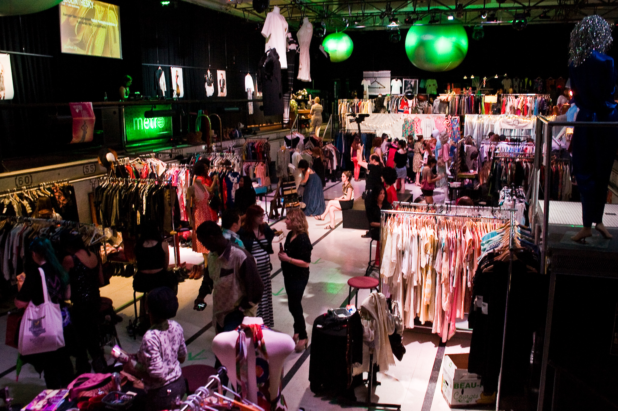 OldWIG Vente & Happening Vintage, un succès au Bain Mathieu