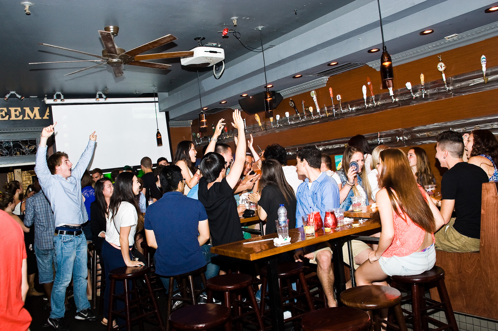 Soirée Saint-Jean à l'Abreuvoir, 100% karaoké québécois!