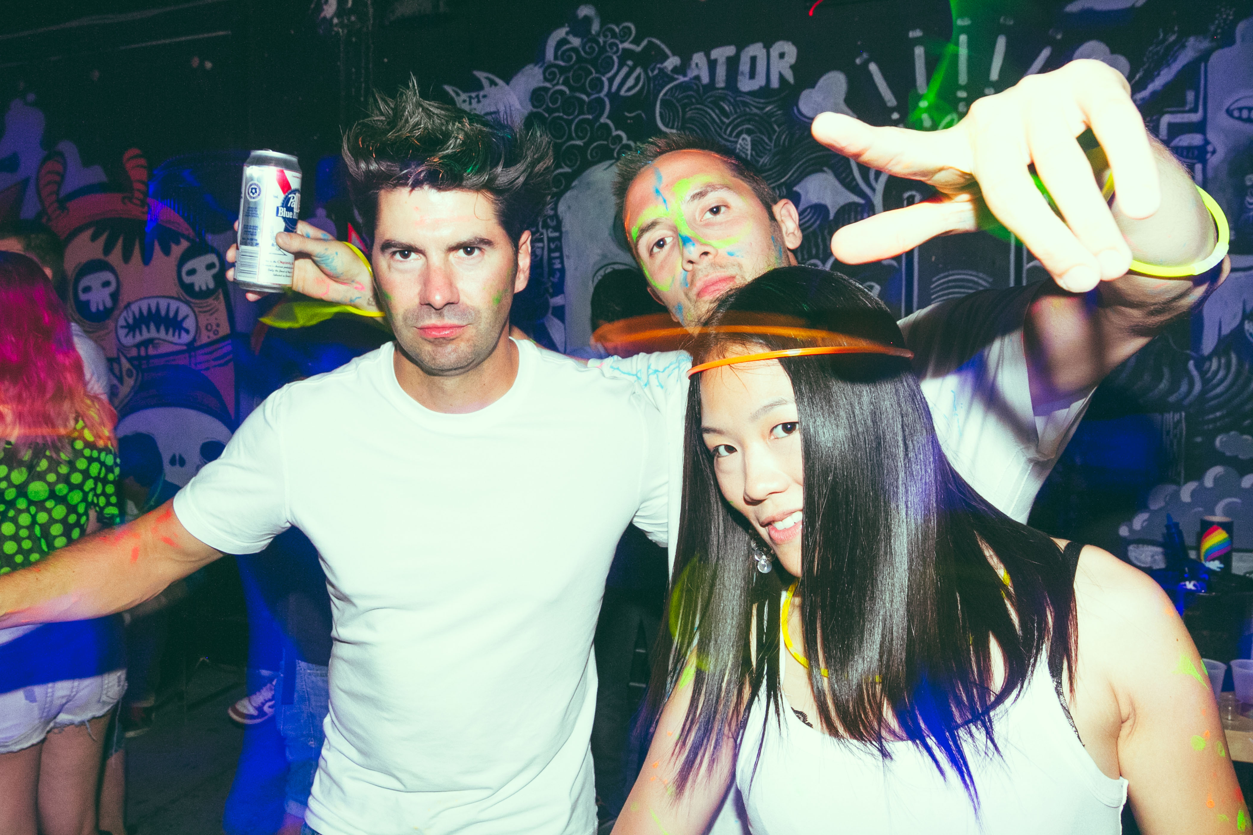 Drink! le Glow Party Yo! de MTL Blog ou comment manger les seins de Madame