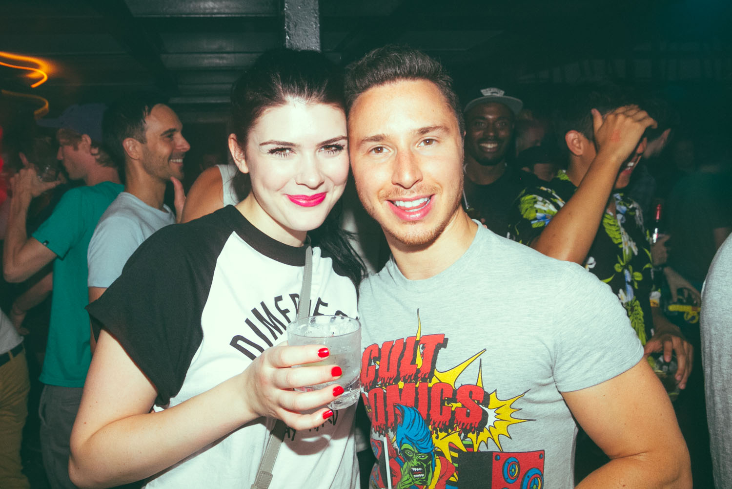 Mec Plus Ultra: un équipage de jolis matelots débarque au Belmont