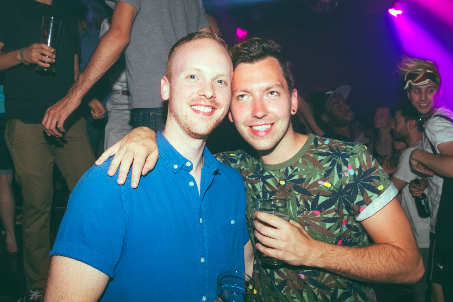 Mec Plus Ultra: un équipage de jolis matelots débarque au Belmont