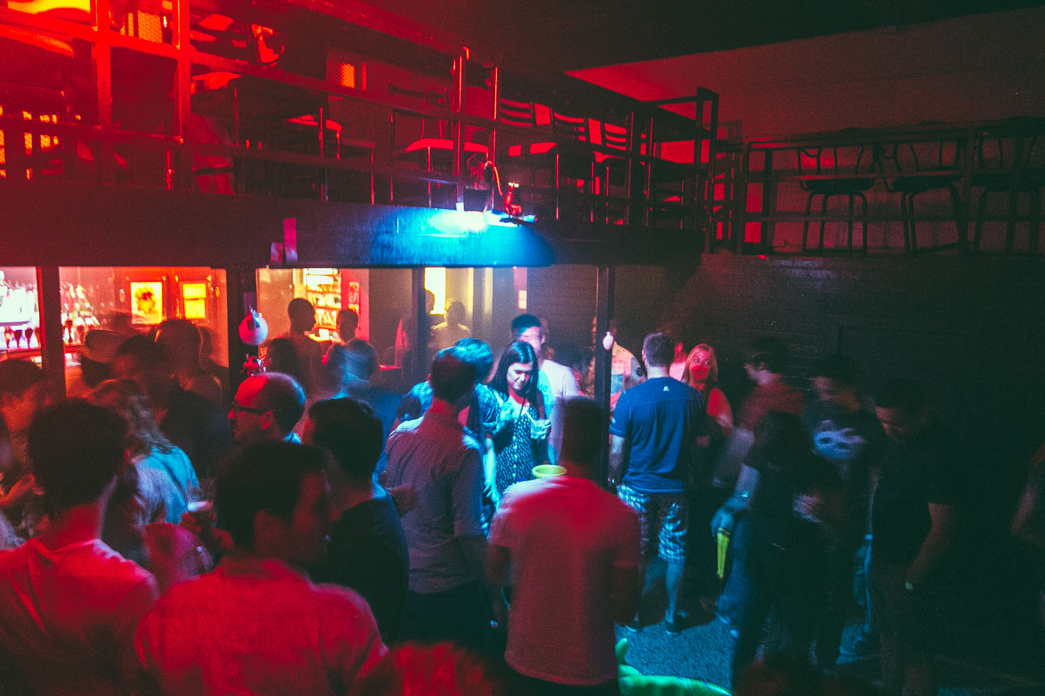 Mec Plus Ultra: un équipage de jolis matelots débarque au Belmont