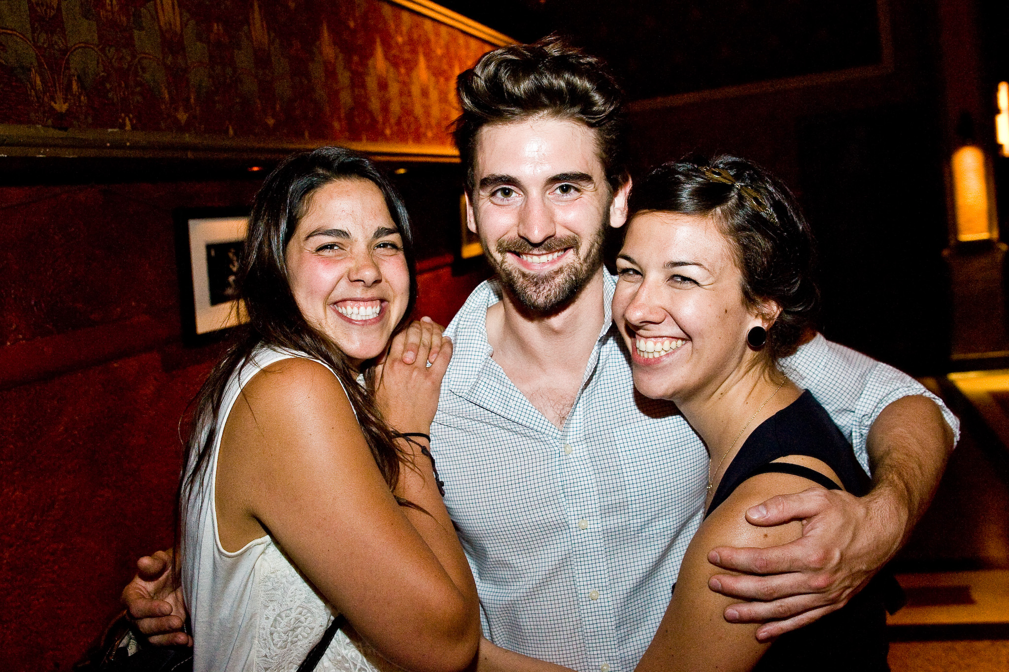 La magazine érotique Perle #6 lancé au Lion d'Or: humour, musique et effeuillage!