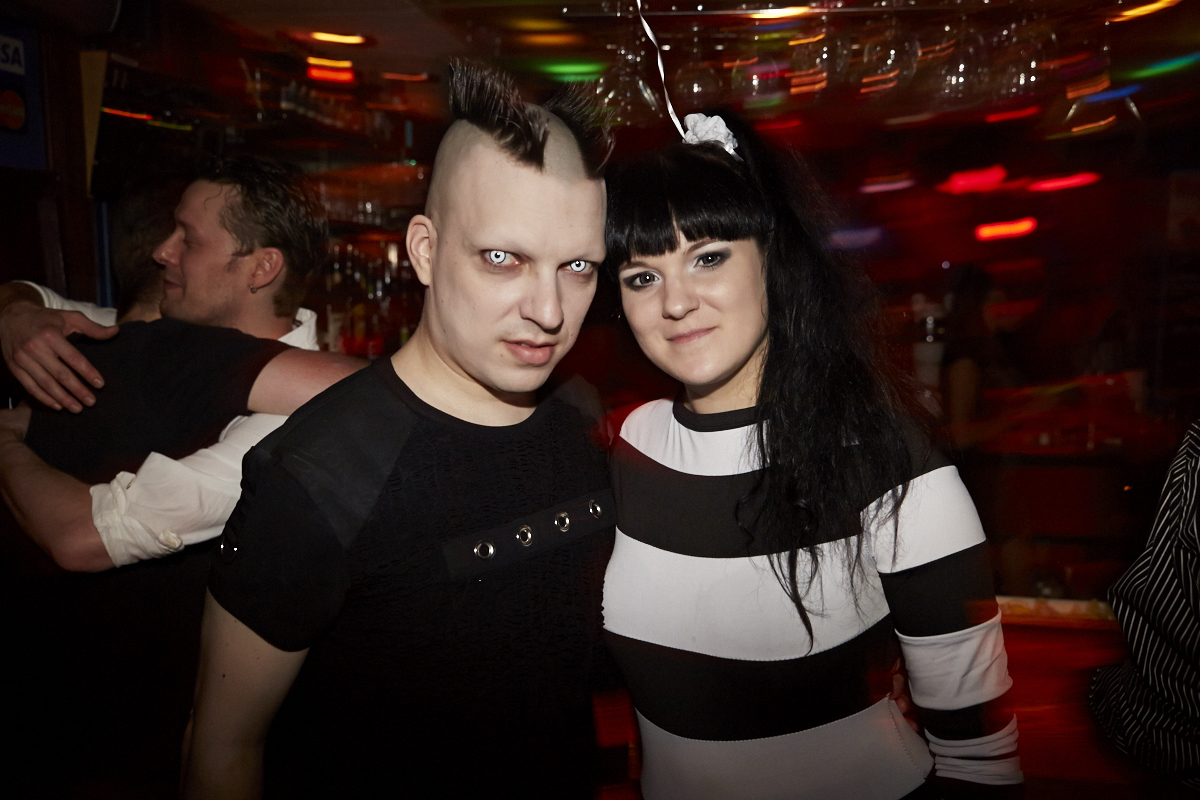 Le bar Passeport fête ses 31 ans avec sa clientèle vampirique et excentrique!