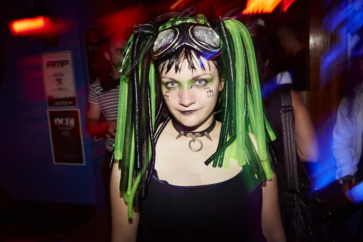 Le bar Passeport fête ses 31 ans avec sa clientèle vampirique et excentrique!