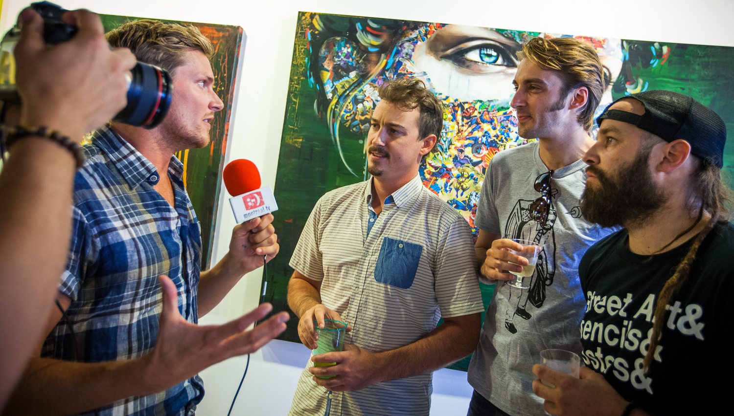Le lancement du magazine Décover attire la faune hip et artistique à la Station 16