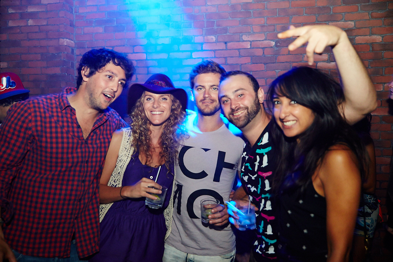 L'after-party Osheaga au Belmont: soirée torride et mini-tops!