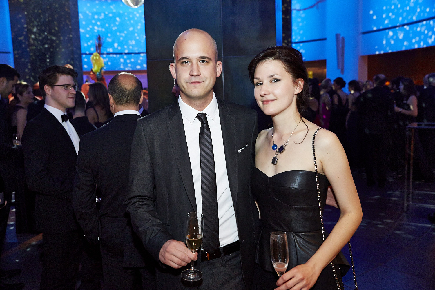 Le bal du Musée d'Art contemporain: les tenues chic se font la guerre!