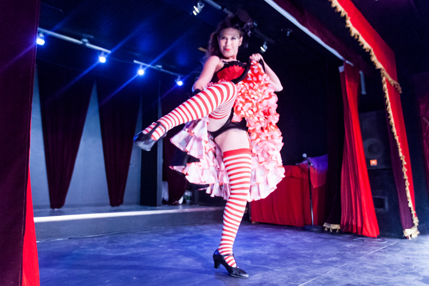 Le nouveau cabaret burlesque de Montréal, le «Wiggle Room», ouvre ses portes