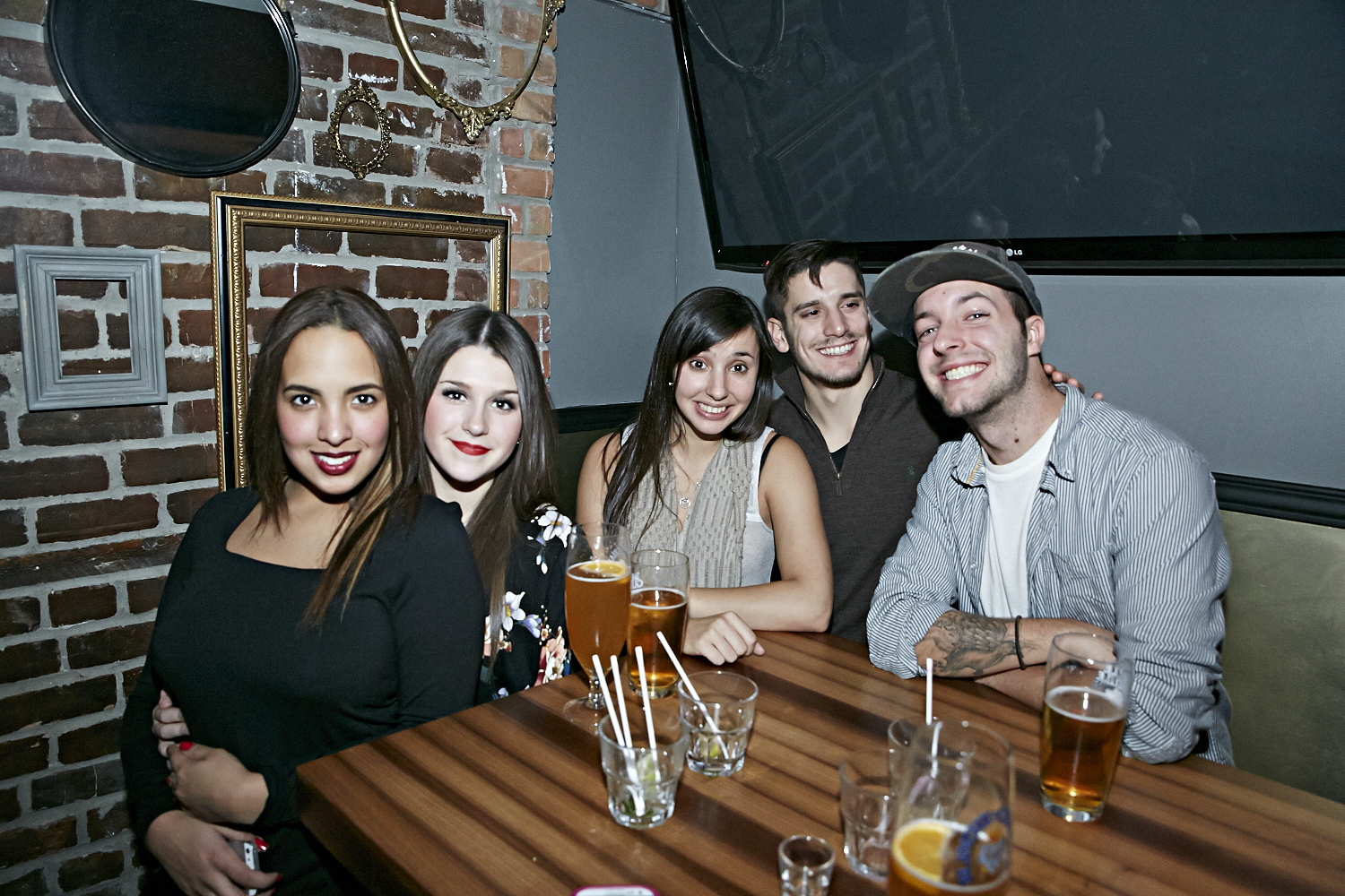 Le Lobby Bar fait trembler la rue Papineau à l'occasion de ses 7 ans!