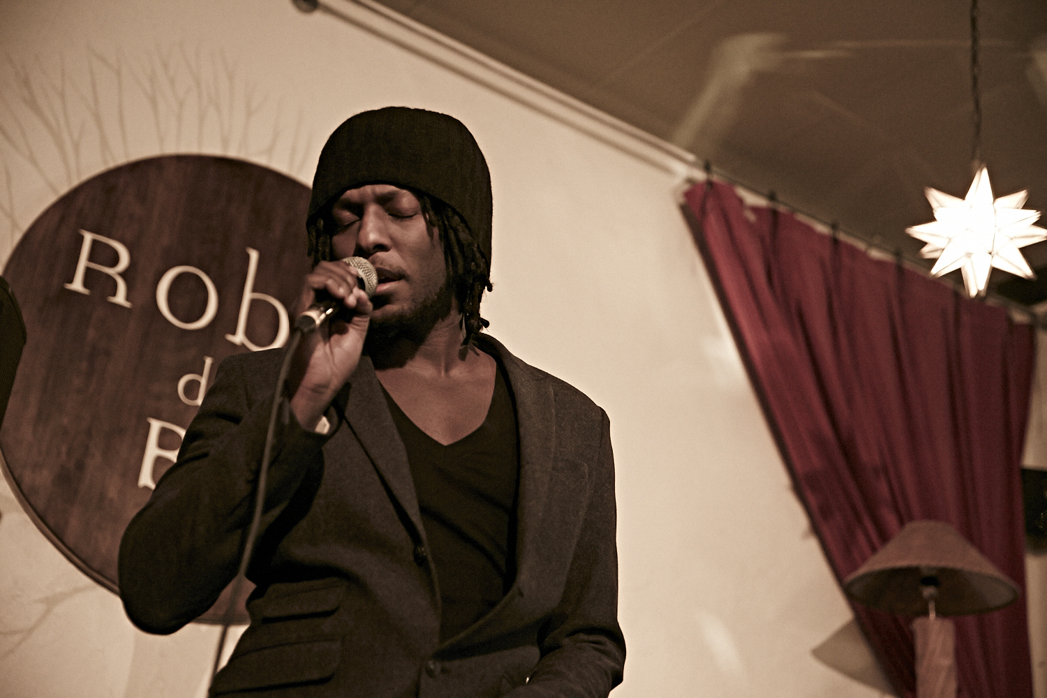 Lancement de Bijoux Mohawki et encan silencieux au profit de Robin des Bois