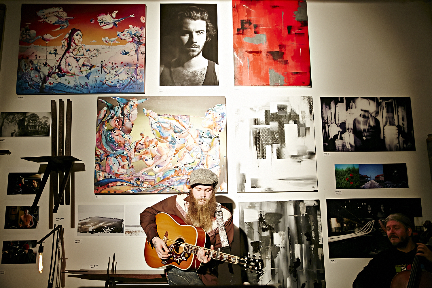 Vernissage à l'atelier OFDT en formule soirée underground rue de Gaspé