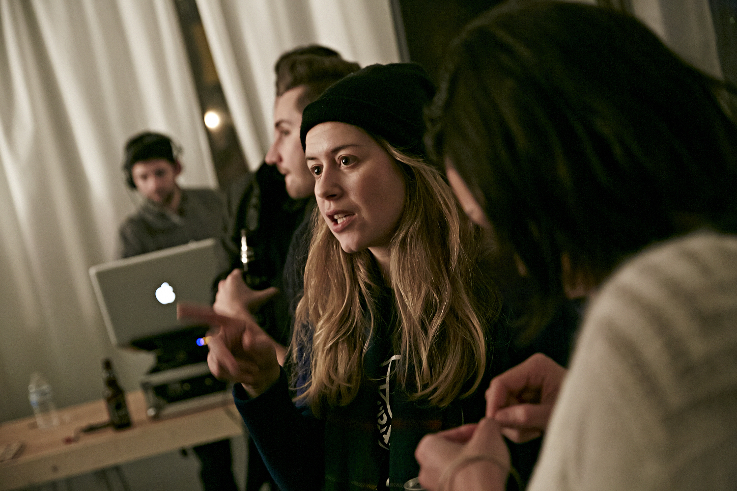 Vernissage à l'atelier OFDT en formule soirée underground rue de Gaspé