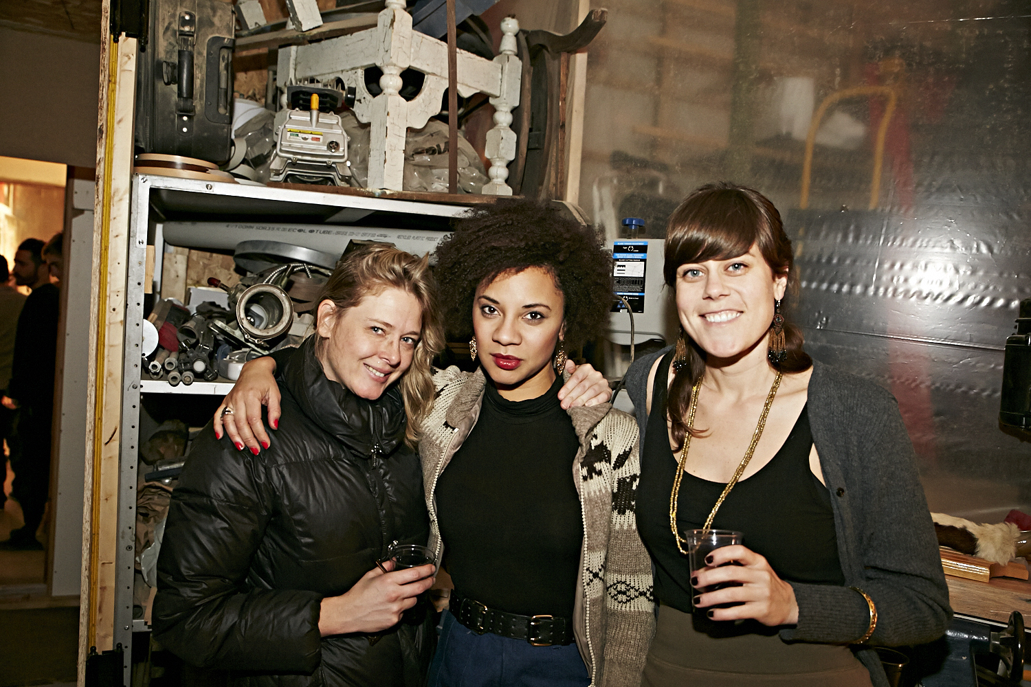 Vernissage à l'atelier OFDT en formule soirée underground rue de Gaspé