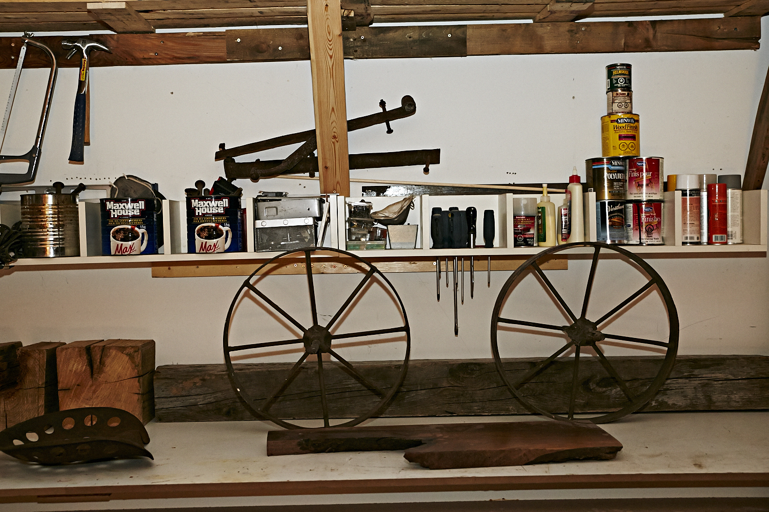 Vernissage à l'atelier OFDT en formule soirée underground rue de Gaspé