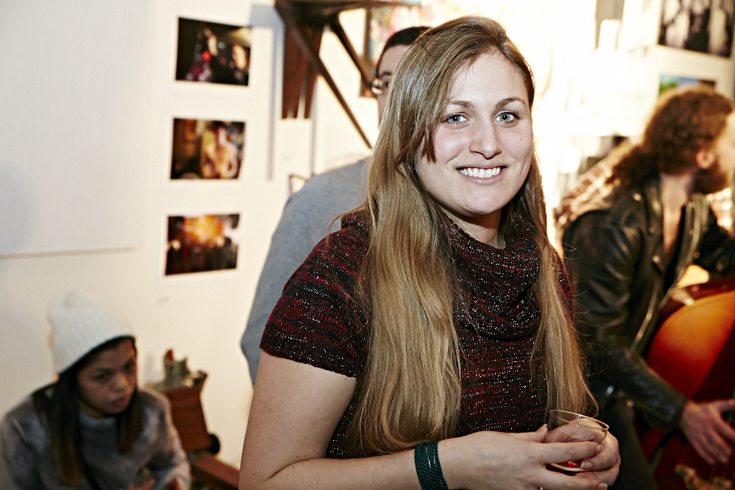 Vernissage à l'atelier OFDT en formule soirée underground rue de Gaspé