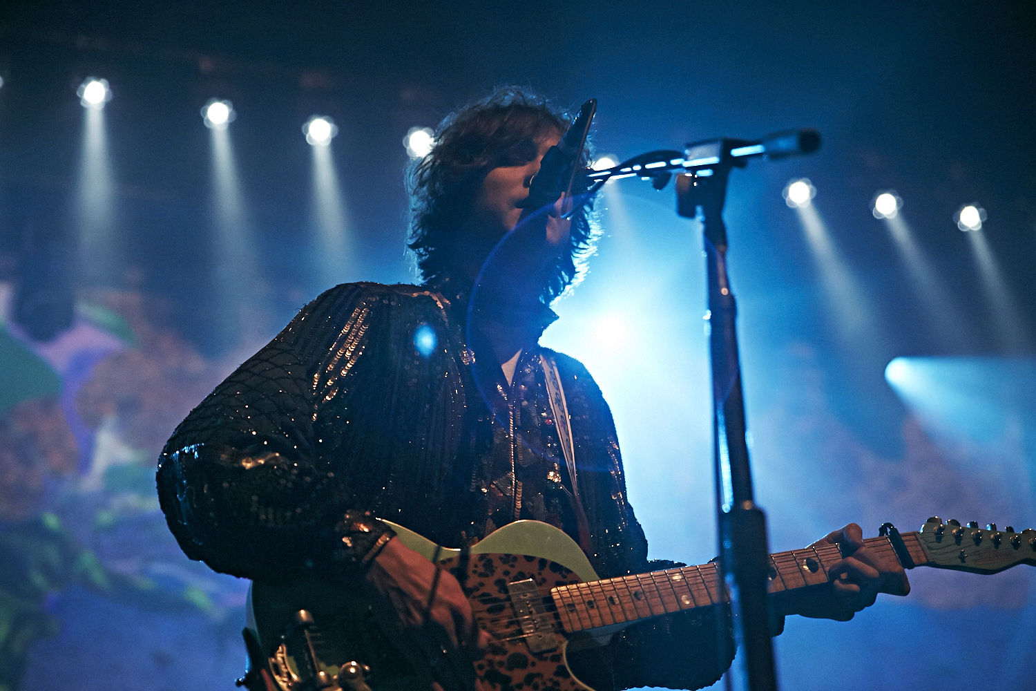 Une foule de fans ben sur le party pour MGMT au Métropolis