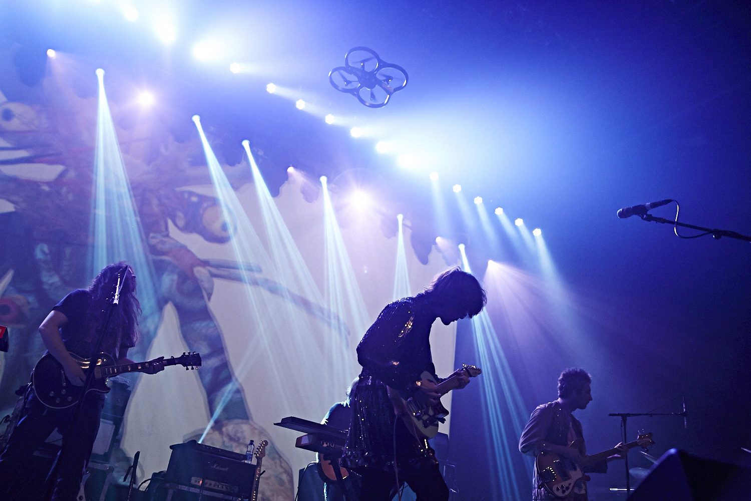 Une foule de fans ben sur le party pour MGMT au Métropolis