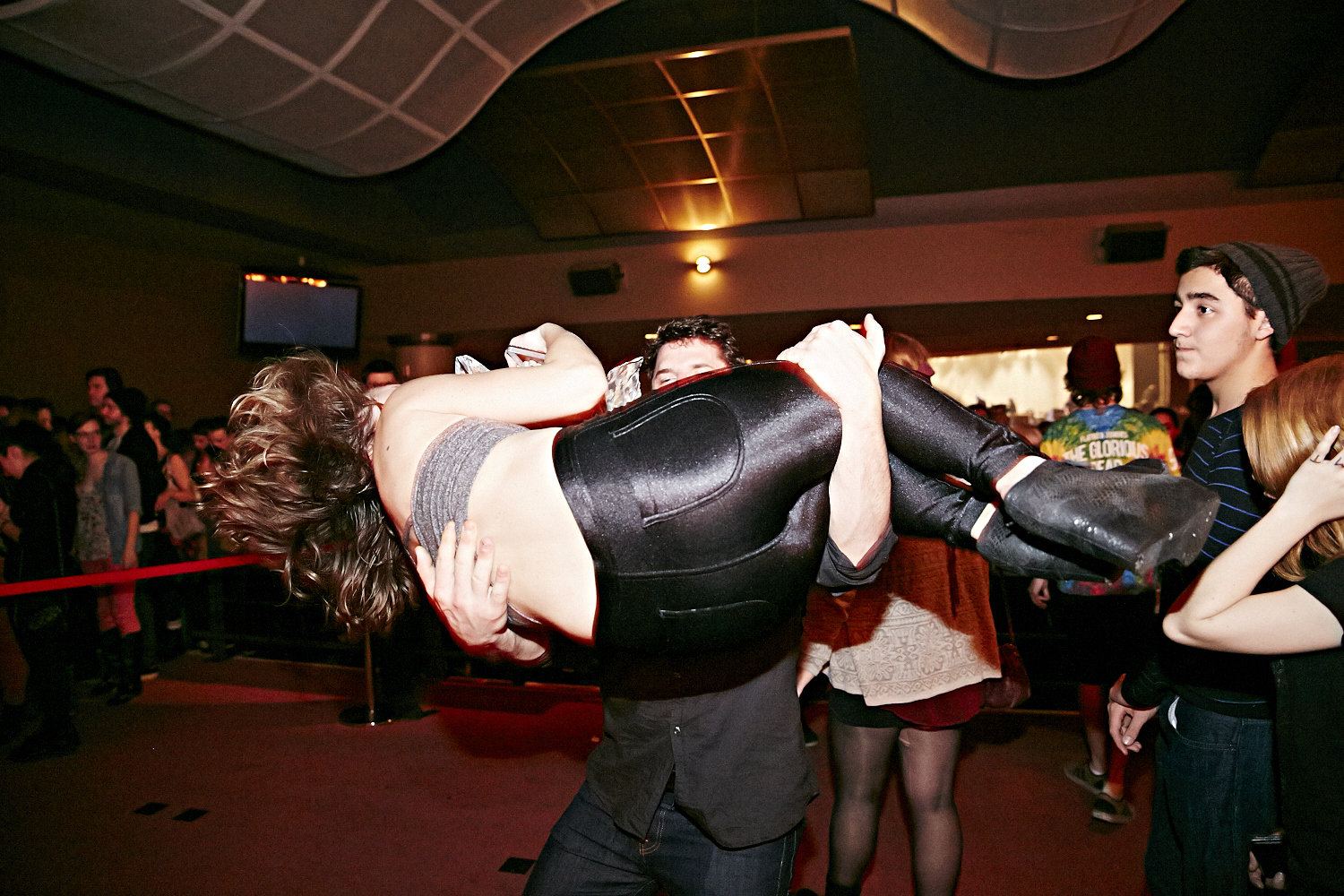 Une foule de fans ben sur le party pour MGMT au Métropolis