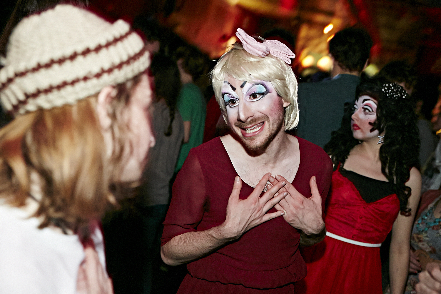 Un dancefloor plein à craquer pour le traditionnel party de Noël Dare To Care
