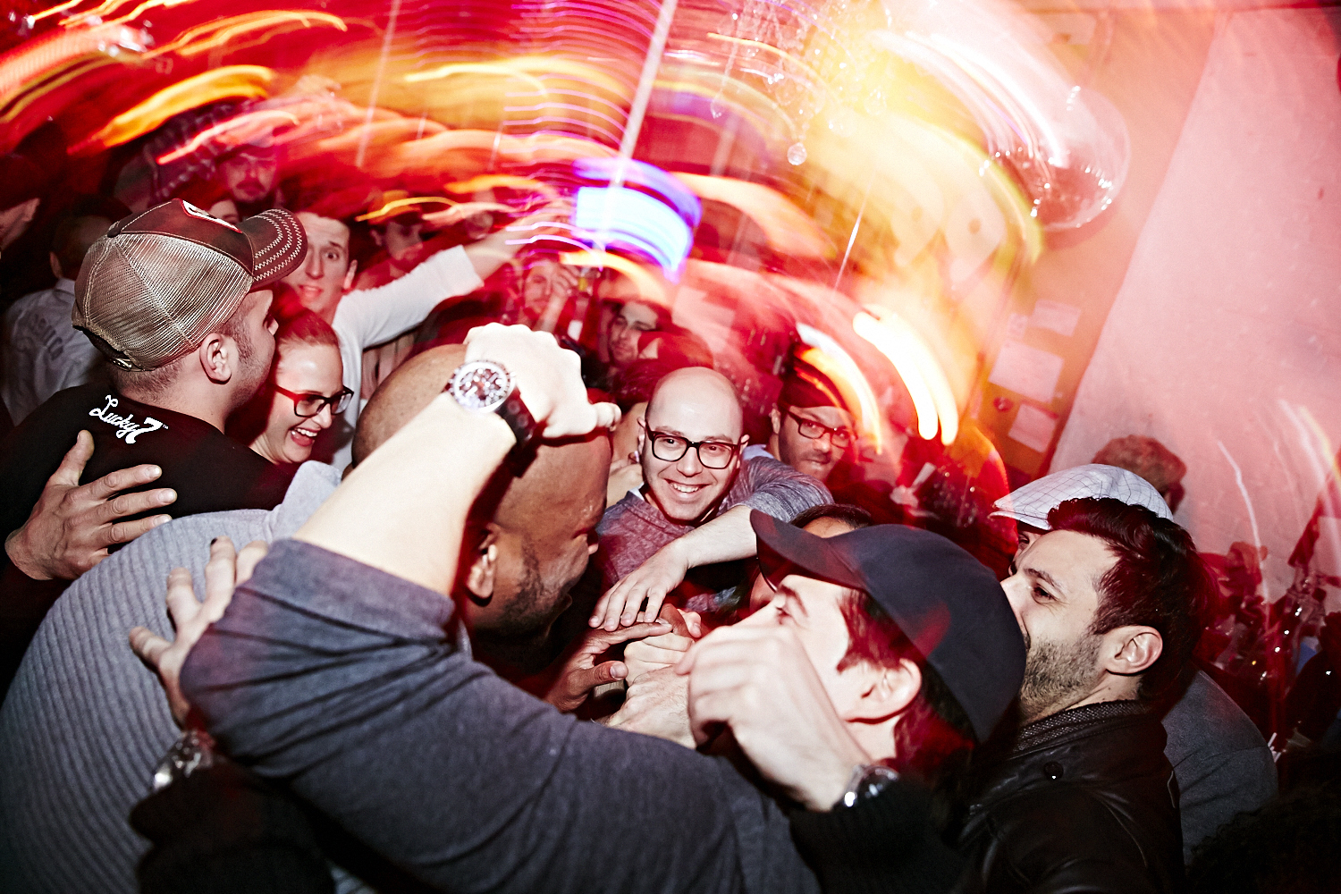 Les Montréalais disent adieu au Gogo Louge