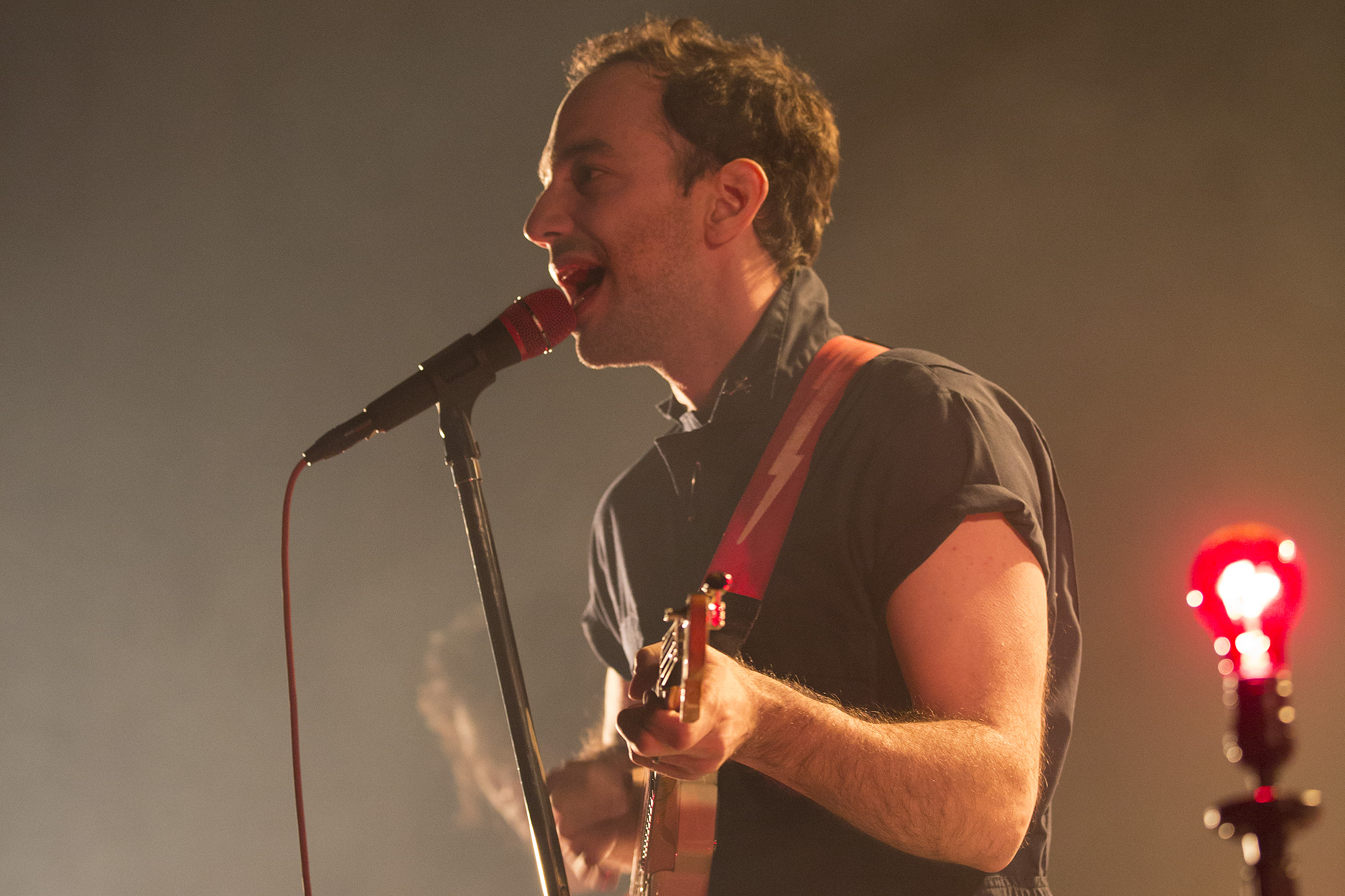 Jake Bugg offre une soirée musicale réussie au Métropolis