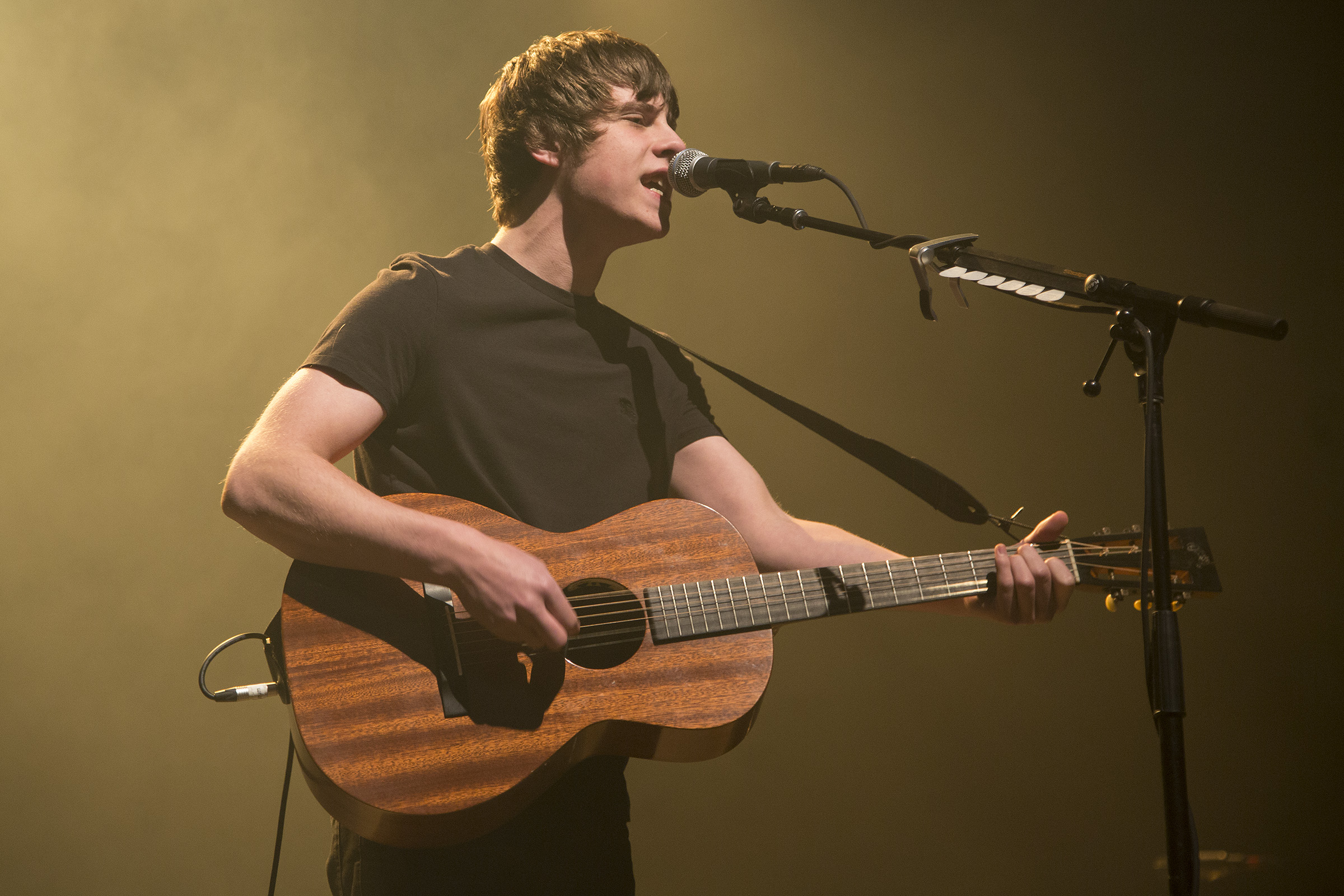 Jake Bugg offre une soirée musicale réussie au Métropolis