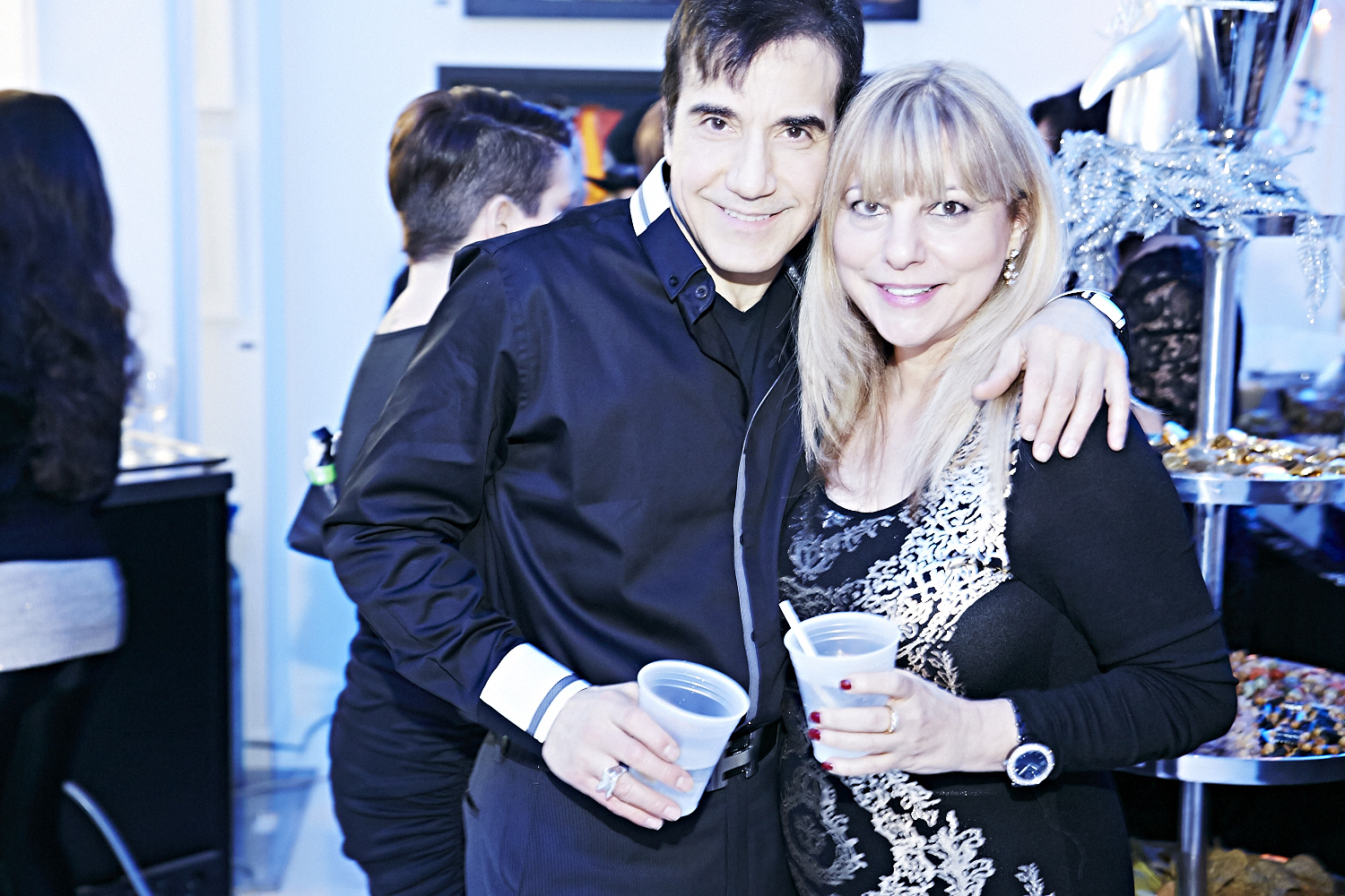 Un réveillon lumineux à la Galerie 203, en partenariat avec l'Assomoir