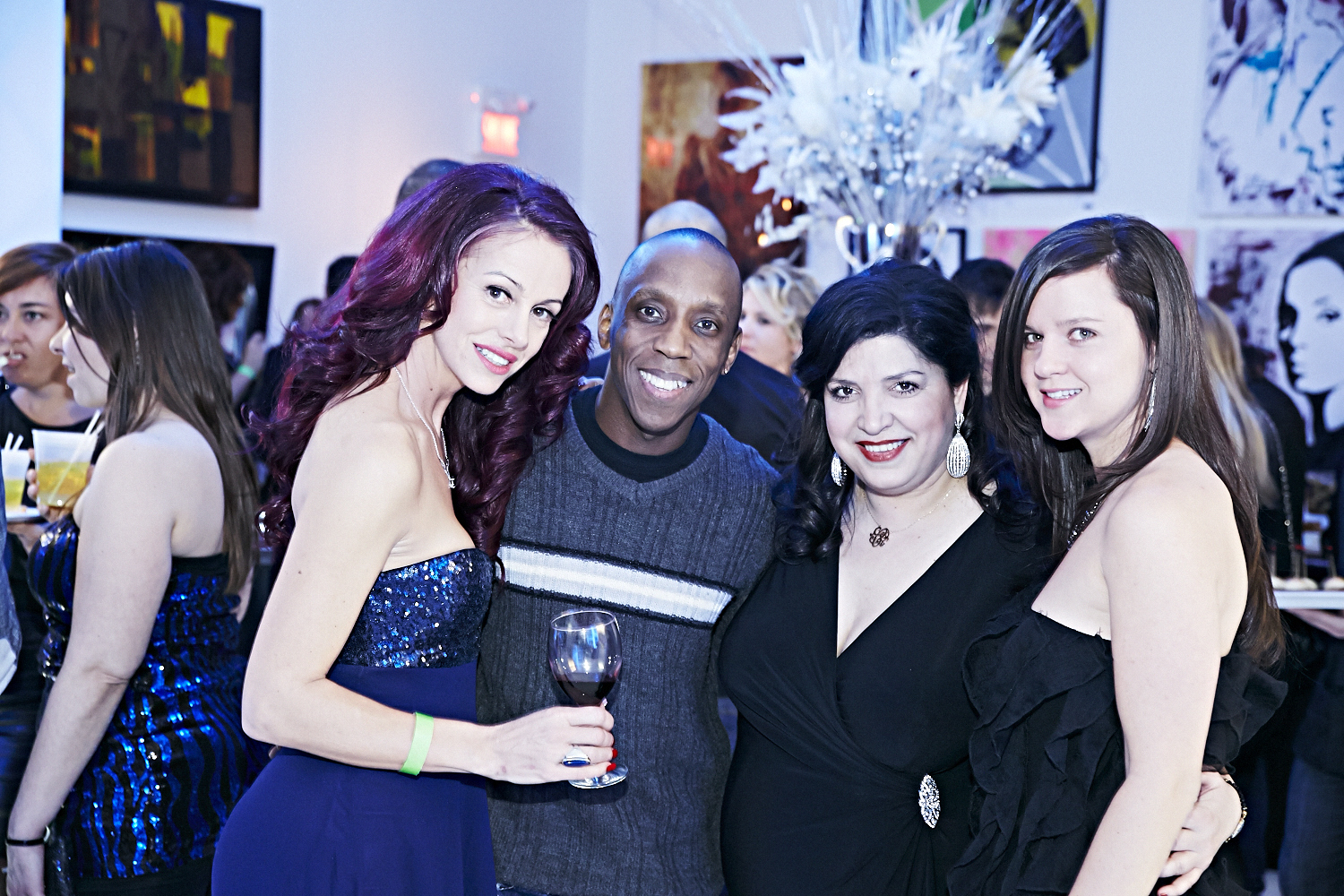 Un réveillon lumineux à la Galerie 203, en partenariat avec l'Assomoir