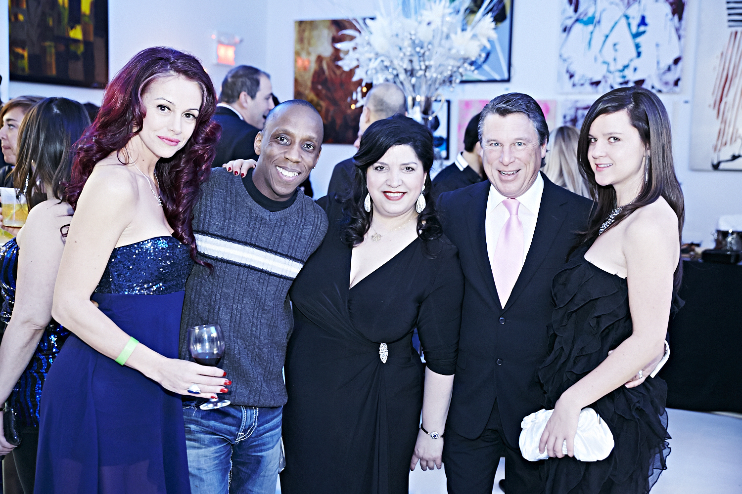 Un réveillon lumineux à la Galerie 203, en partenariat avec l'Assomoir