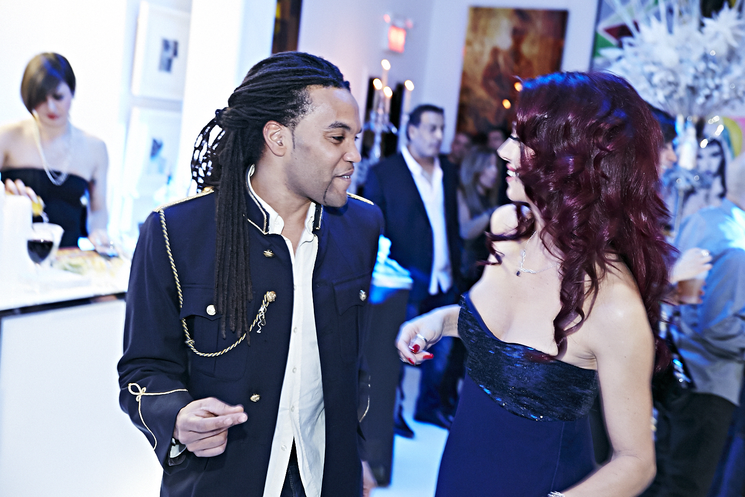 Un réveillon lumineux à la Galerie 203, en partenariat avec l'Assomoir