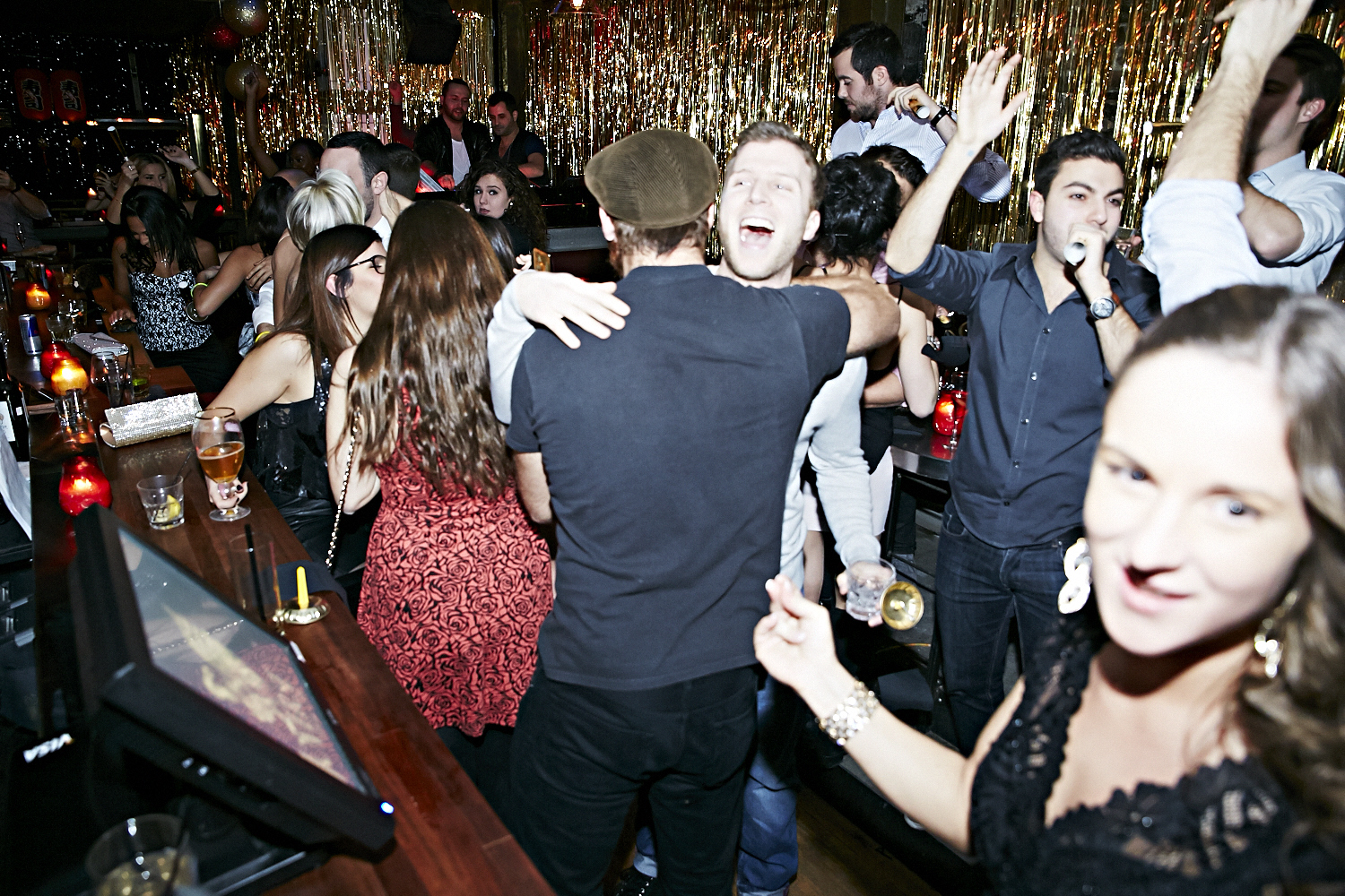 Beaucoup de love au Joverse pour le décompte de la nouvelle année 2014!