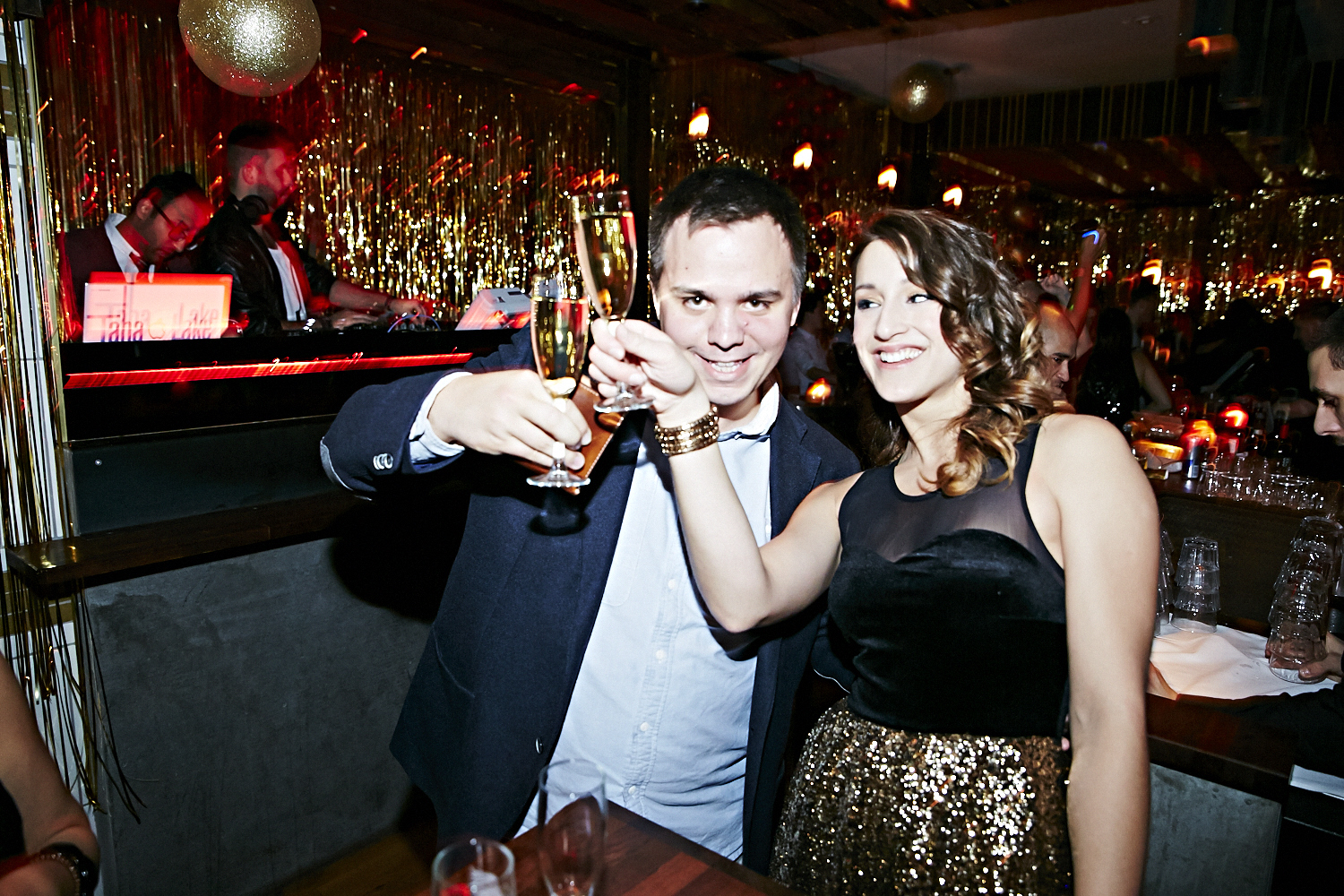 Beaucoup de love au Joverse pour le décompte de la nouvelle année 2014!