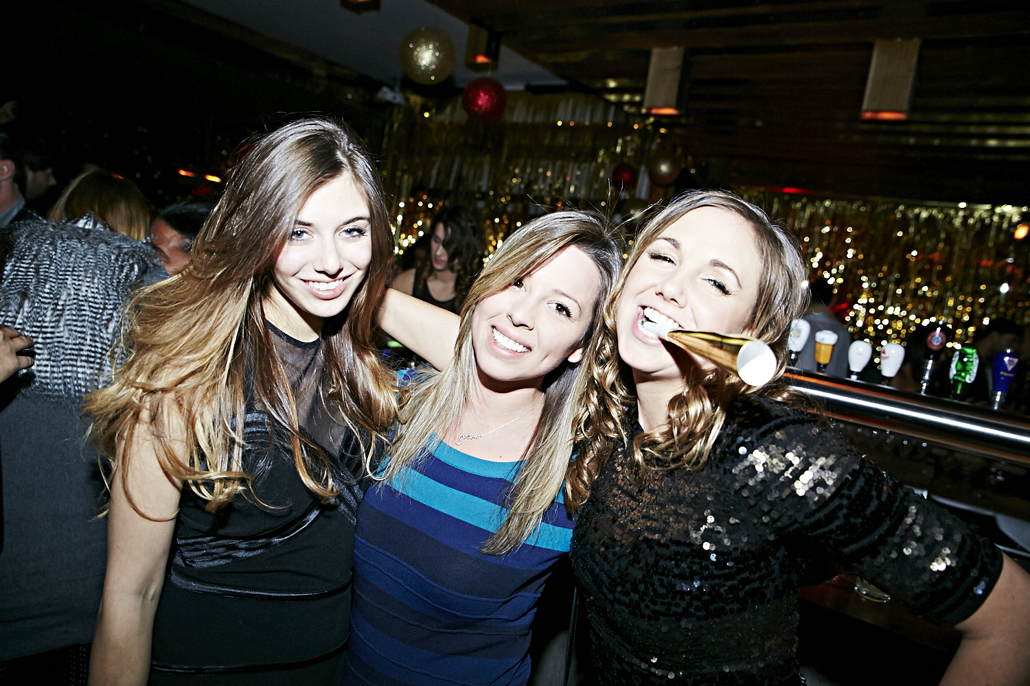 Beaucoup de love au Joverse pour le décompte de la nouvelle année 2014!