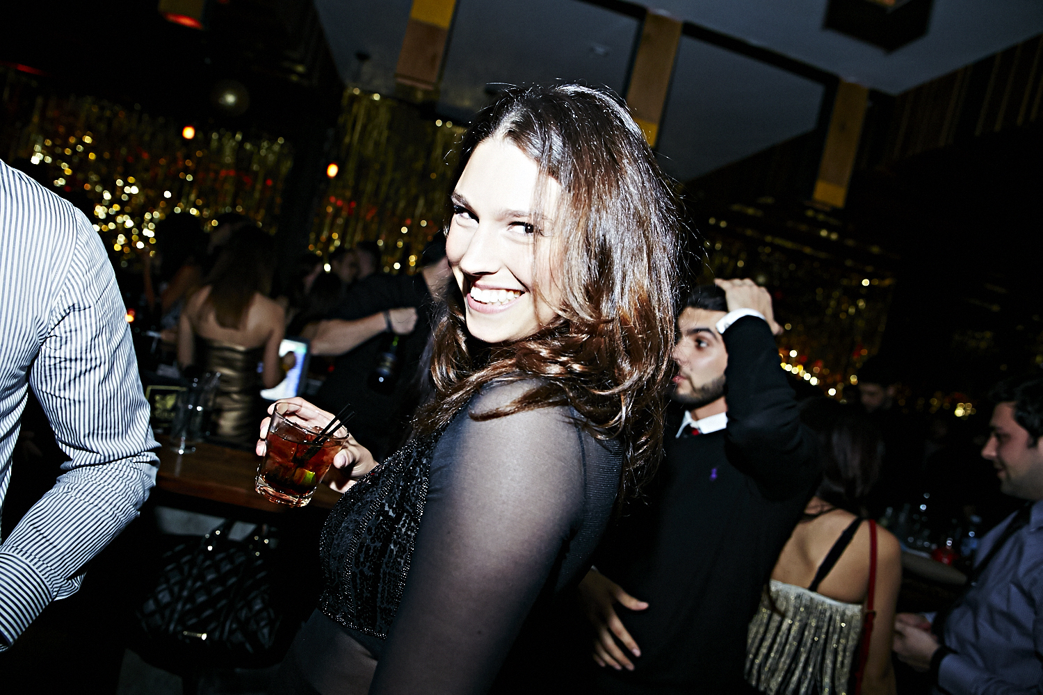 Beaucoup de love au Joverse pour le décompte de la nouvelle année 2014!