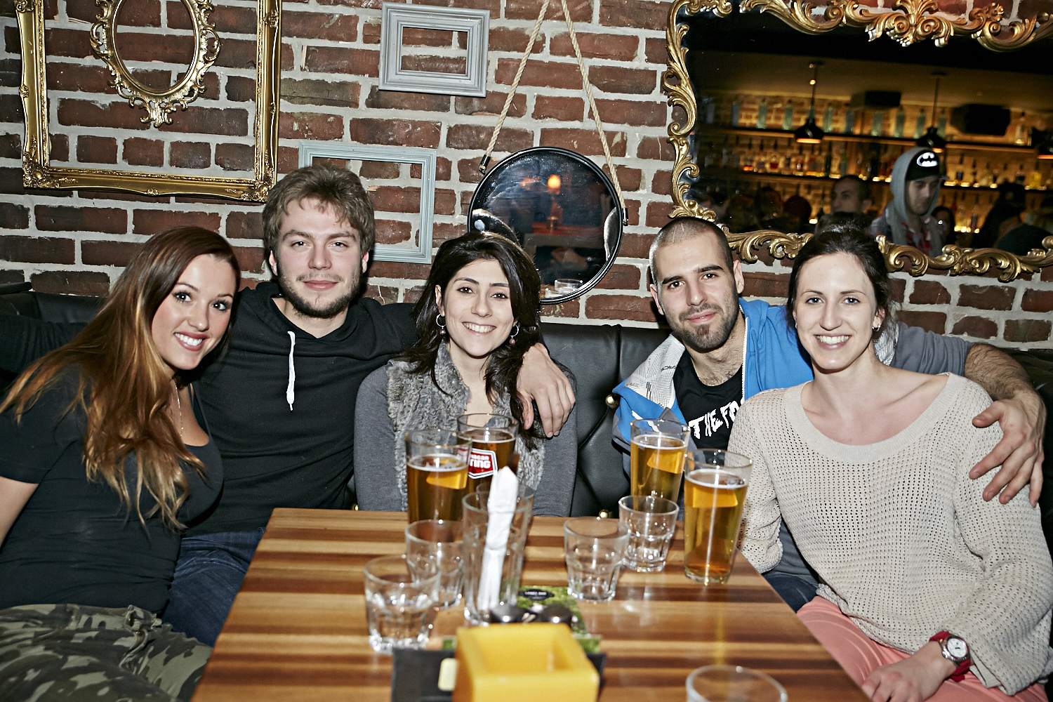 Le Lobby Bar lance Les p'tis mardis de l'humour