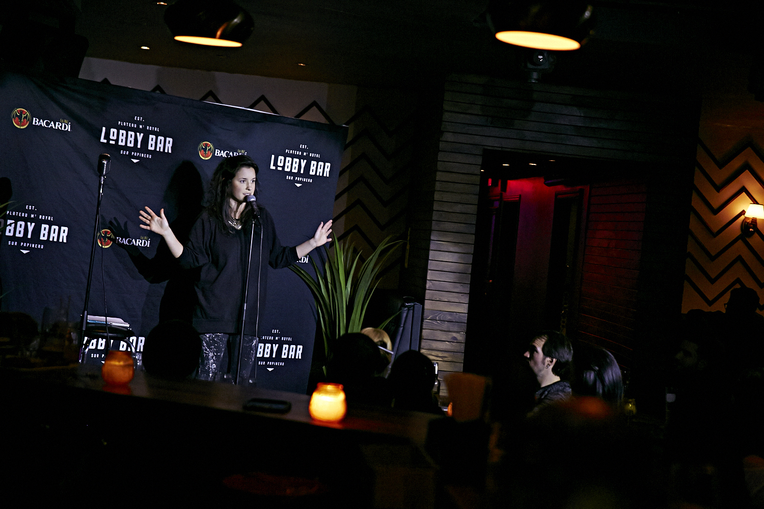 Le Lobby Bar lance Les p'tis mardis de l'humour