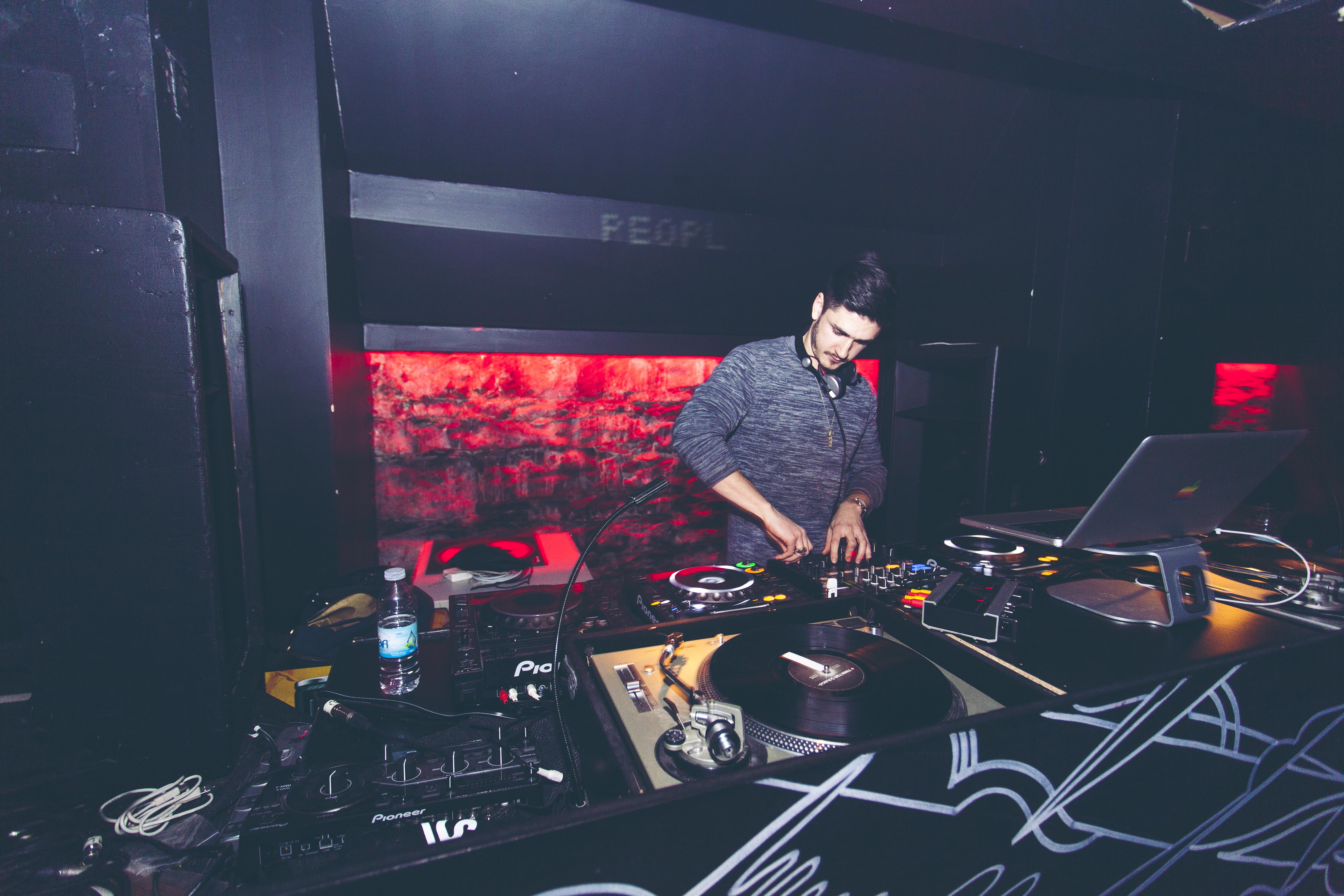 Le party Brigand au Club Peopl offre une suite de feu à la soirée IGLOOFEST