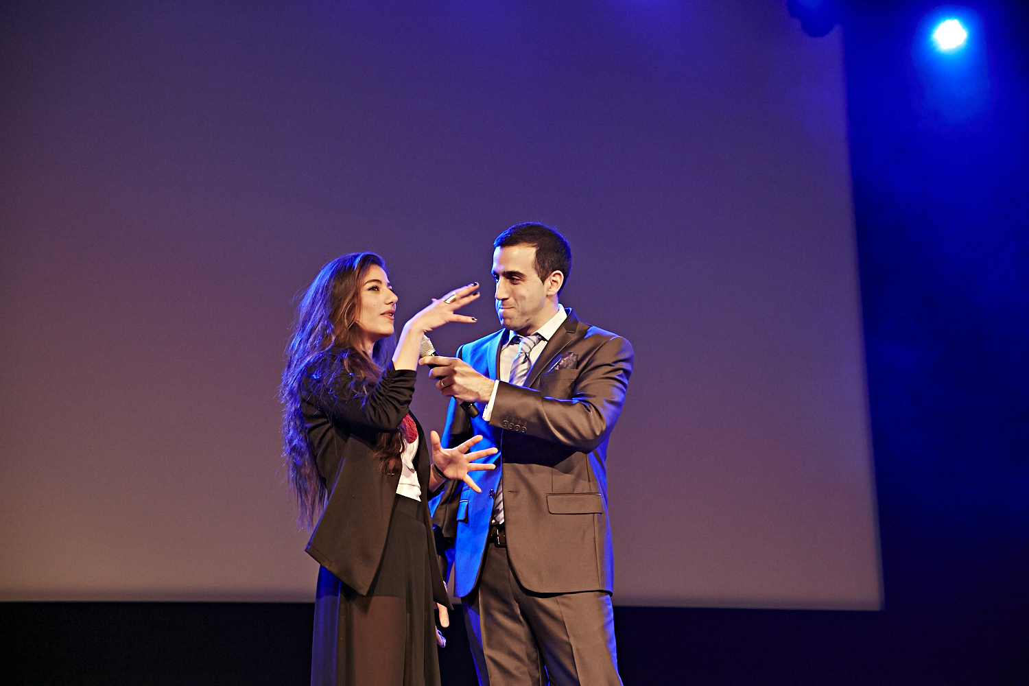 RAW Montréal signe une soirée éclectique et artistique au chic Rialto